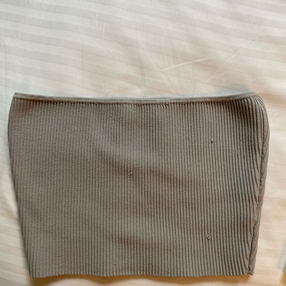 Babaton Ribbed Tube Crop Top in Taupe